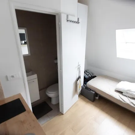 Apartment Lovely Apt In The 16th